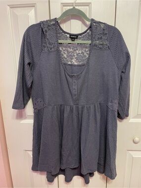 torrid gray waffle knit peplum top with lace yoke